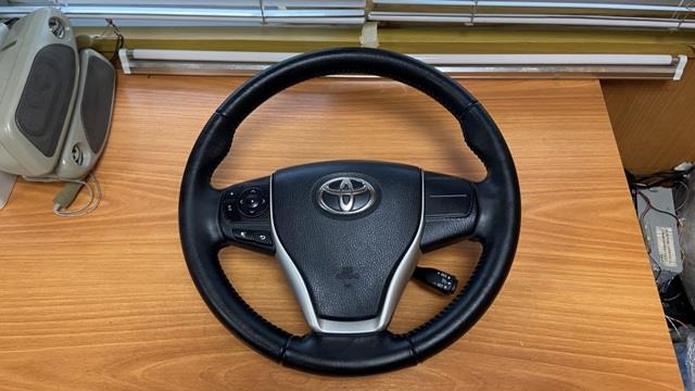 Руль Toyota Voxy