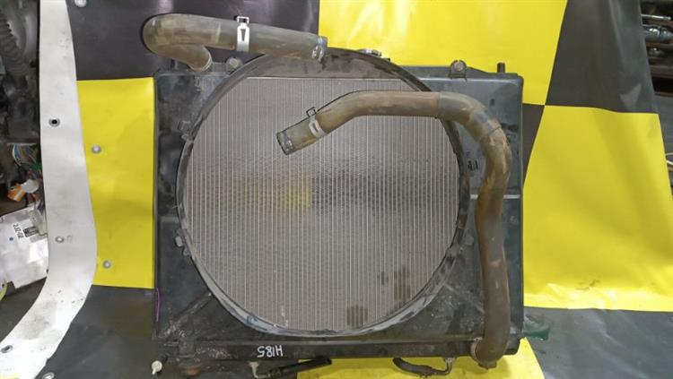 Радиатор основной Мицубиси Паджеро в Армавире 105204