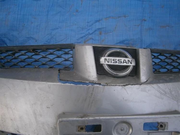 бампер Nissan Wingroad