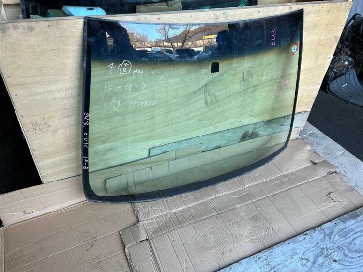 Лобовое стекло Хонда Цивик в Армавире 236512