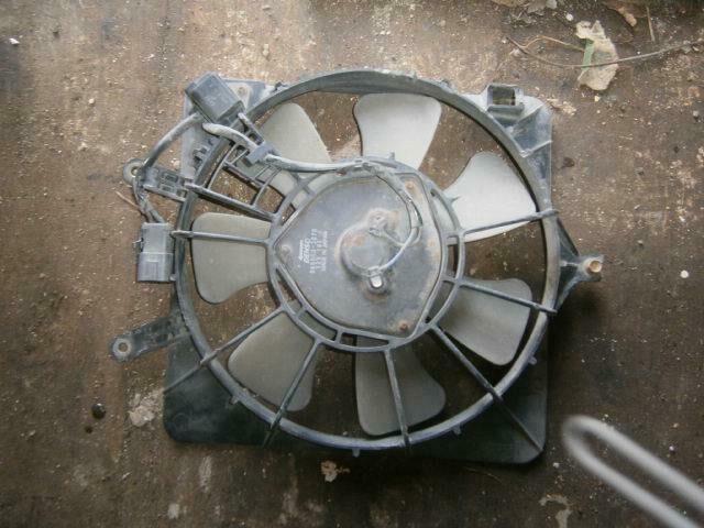 Диффузор радиатора Хонда Джаз в Армавире 24050
