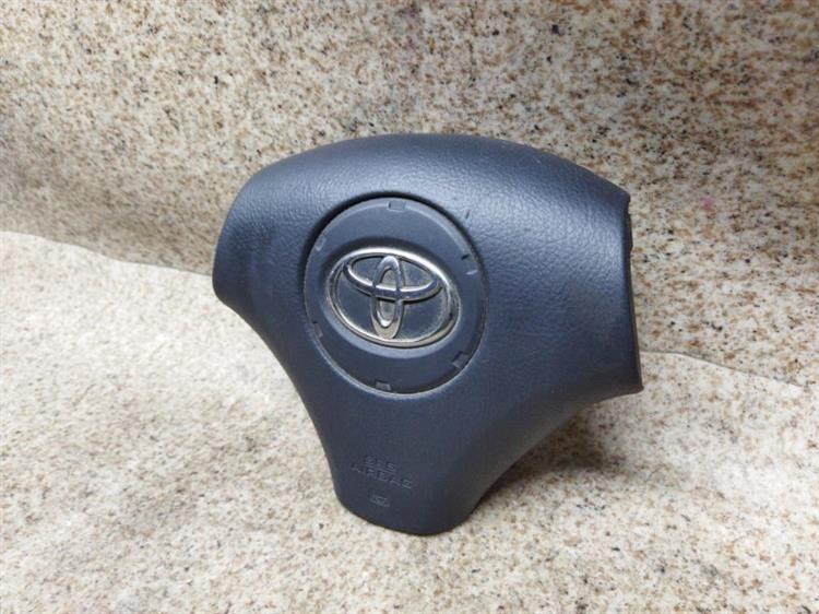 Airbag водителя Toyota Voxy