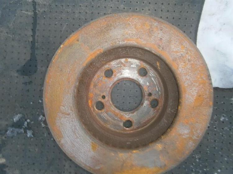 Тормозной диск Тойота Приус в Армавире 65173