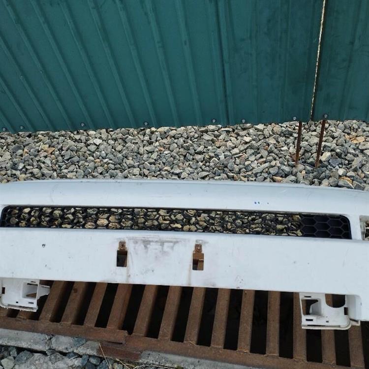 Решетка радиатора Тойота ББ в Армавире 87564