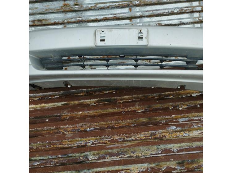 Решетка радиатора Тойота Платц в Армавире 91565